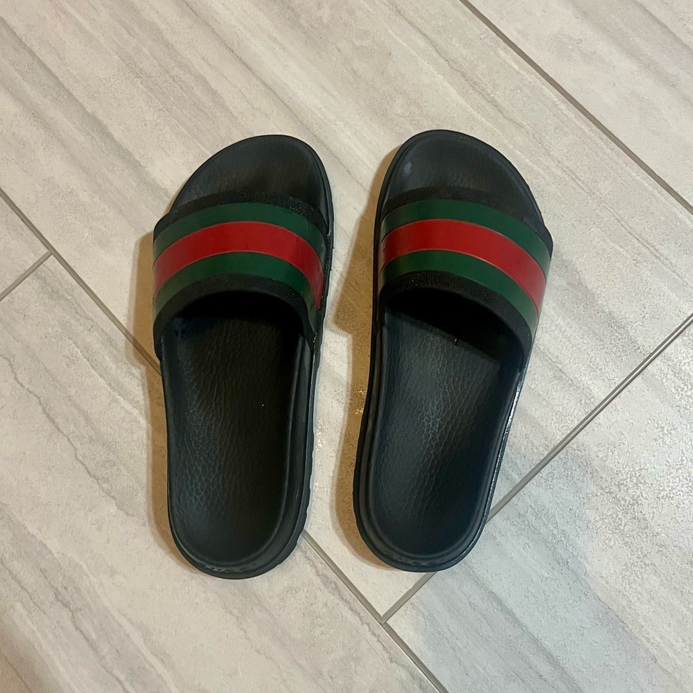 Gucci slides sandals